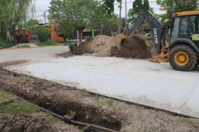 El plan de asfaltos ya alcanz� las 100 cuadras y sigue en m�s barrios