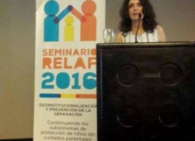 Mirta Mobell�n disert� en Panam� sobre el alcance de Familia Solidaria