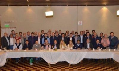 A un a�o de la derrota, los intendentes peronistas lograron la foto de unidad