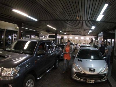 Advierten sobre demoras en el paso a Chile por un paro