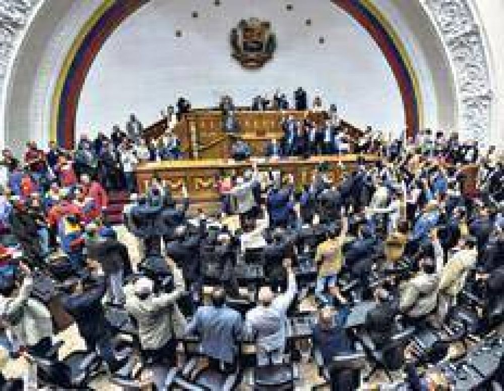 Maduro acusa a la oposicin de golpista