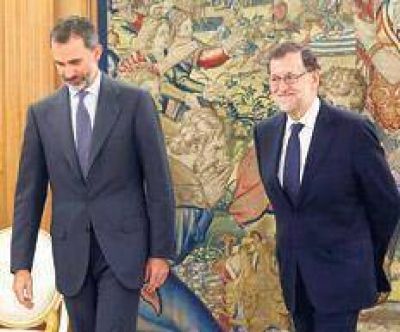 El rey encargó a Rajoy formar gobierno