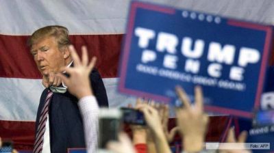 El Obamacare da a Trump munici�n contra Clinton