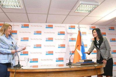 Ver�nica Peralta es la flamante Secretaria de Cultos y Pueblos Originarios