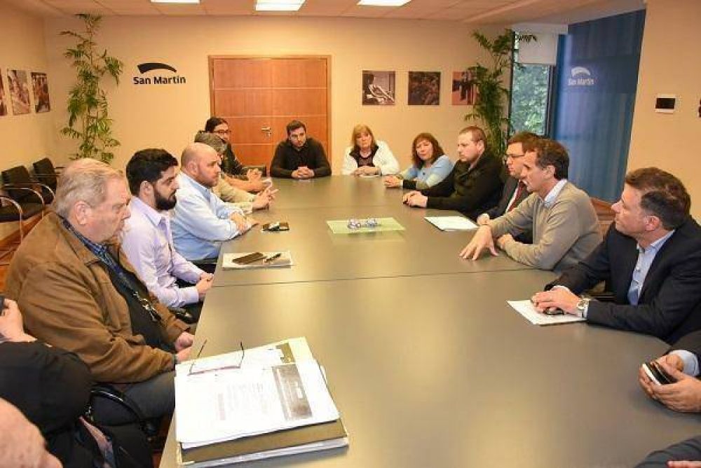 Katopodis recibi� a PyMEs y clubes locales por el tarifazo el�ctrico