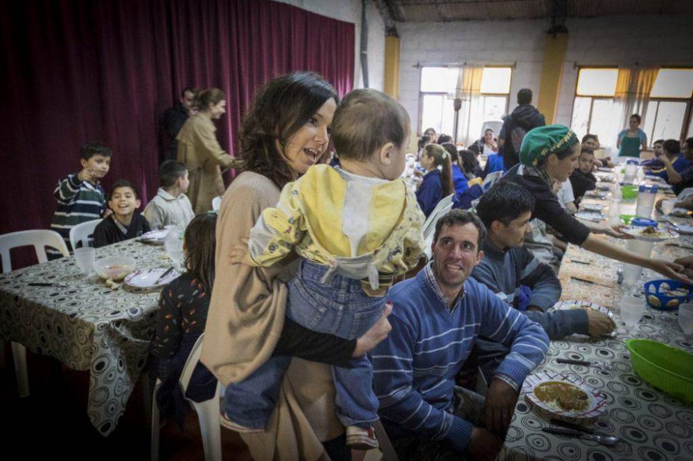 Awada y Stanley visitaron un comedor infantil en Mar del Plata