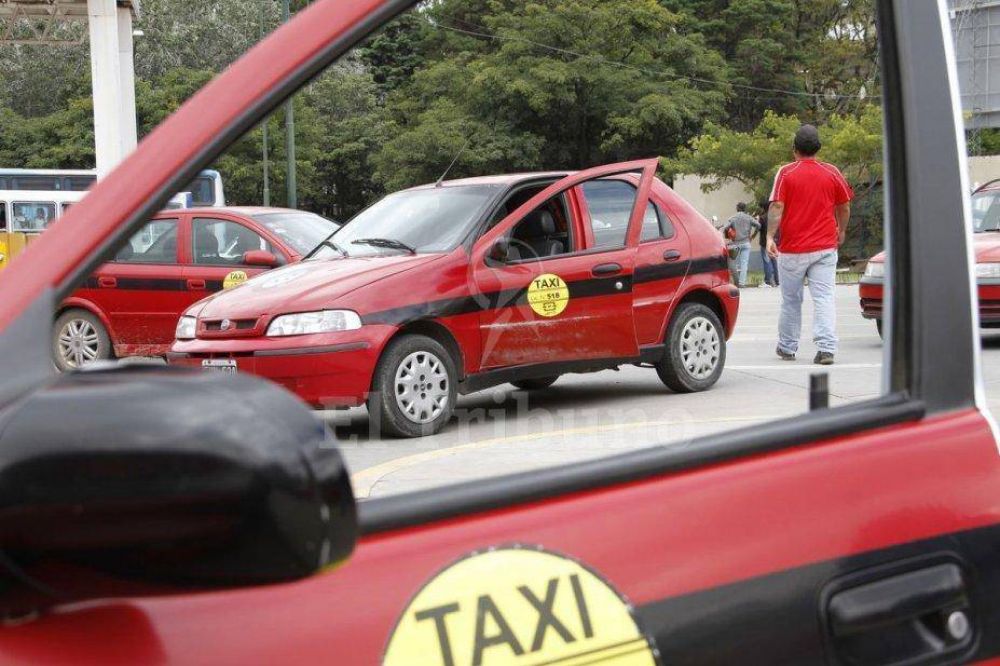 Los taxistas rechazan que Uber se instale en la provincia