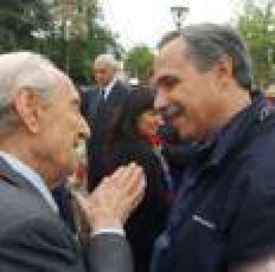 Arteaga advirti� sobre la ausencia del Estado en conflictos centrales como el agua en Gonnet o el transporte