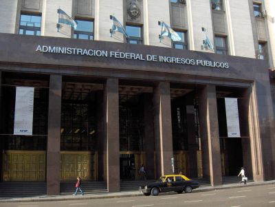 La AFIP denunció una evasión millonaria de la AFA y de los principales clubes de fútbol