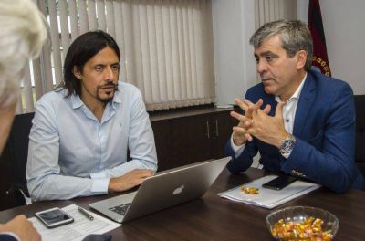 Sin anuncio de obras, el titular del Plan Belgrano y el Gobierno hicieron las pases