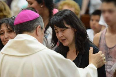 Mons. Franzini presidi� una misa por las tres mujeres asesinadas en Mendoza
