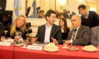 Se ir� el ministro de Obras y Servicios P�blicos de la provincia de Buenos Aires, Edgardo Cenz�n