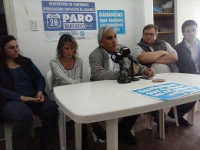 Empleados bancarios: paro por 24 horas, este viernes, sin excepciones en la atenci�n