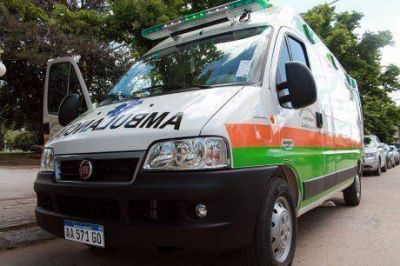 El municipio de Carlos Casares present� una ambulancia de alta complejidad
