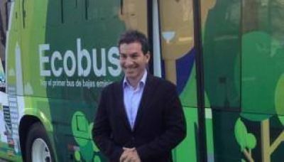 Andy Freire present� el nuevo Bus H�brido con fines tur�sticos