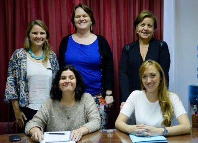 Fern�ndez Sagasti se reuni� con autoridades del �rea de Salud chilena