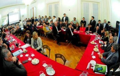 Que no se corte: legisladores quieren discutir el Presupuesto 2017 con m�s ministros