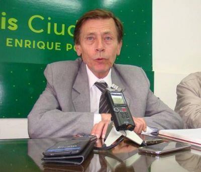 La Municipalidad planea un nuevo desag�e pluvial y mejoras en el h�bitat de los barrios del sur	