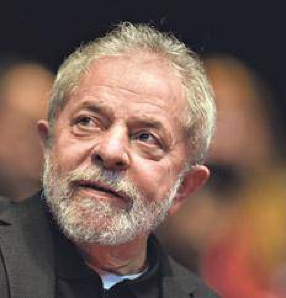 Lula cumple aos y lidera las encuestas