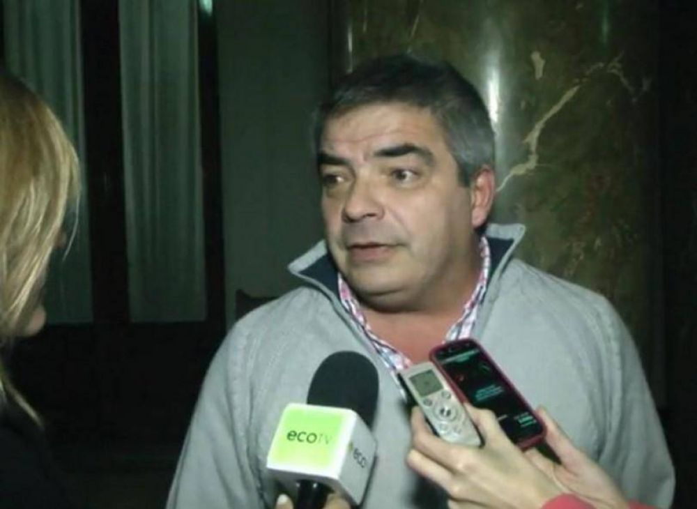 El ministro De la Torre se comprometi a frenar la importacin de piezas de Cinpal Brasil al pas