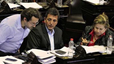 La dependencia de Massa, una carga para Pro