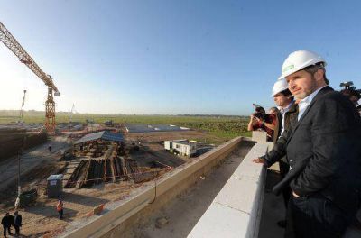 Frigerio y Arroyo visitaron las obras de la nueva planta de efluentes