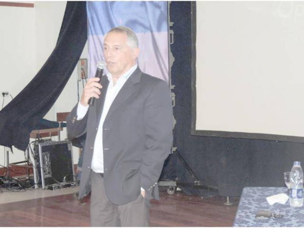 Presentan el sector peronista del PRO