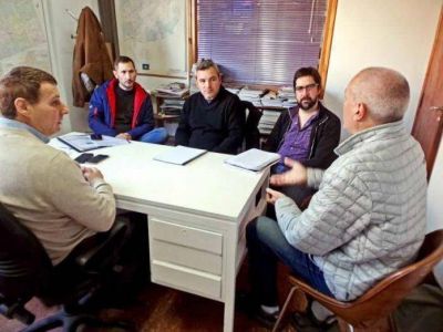 Recambio de ca�er�a de agua y cloacas en el centro