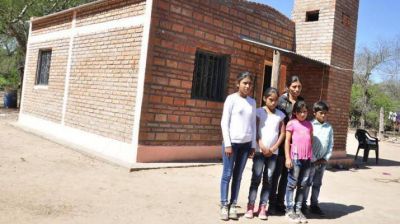 Viviendas sociales para familias de los departamentos Copo y Capital
