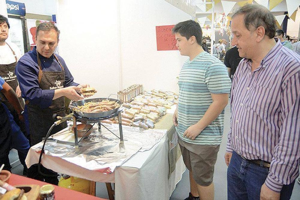 M�s de 30 mil personas visitaron la Expo Turismo