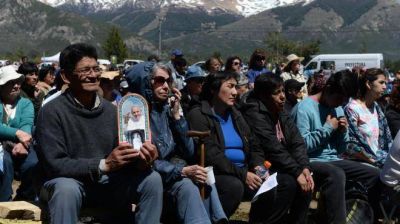 Miles de fieles peregrinaron por la Virgen de las Nieves