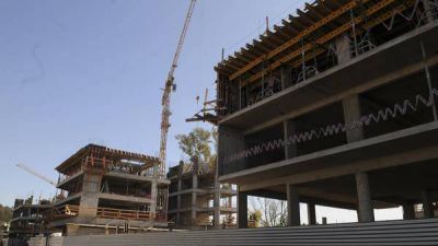 Cayeron fuerte en septiembre la industria y la construcci�n