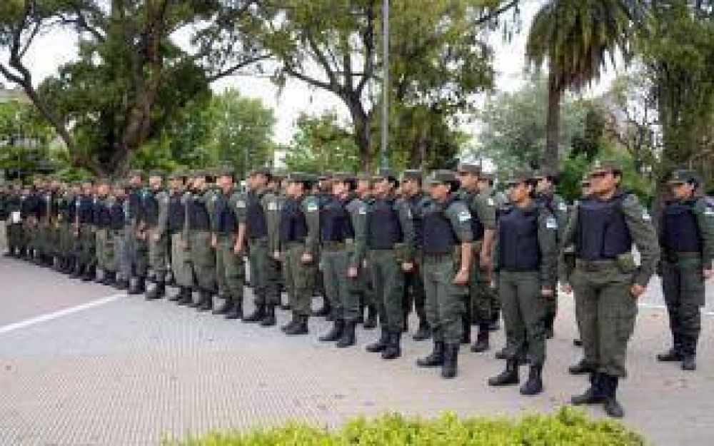 Almirante Brown: Intendente recibi a gendarmes