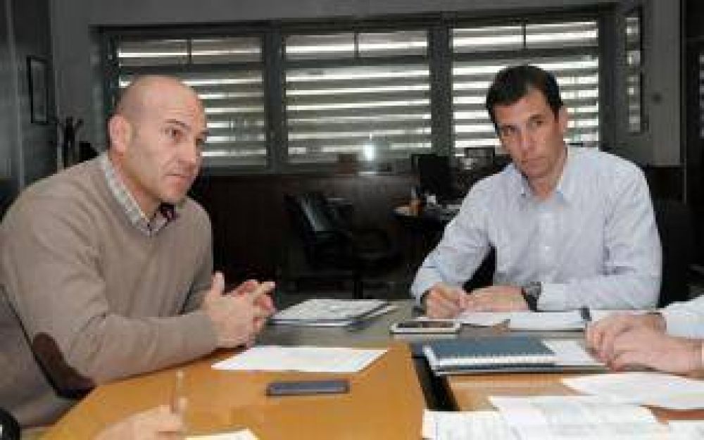 Quilmes: Molina regulariz� contratos que dan continuidad a 1400 viviendas