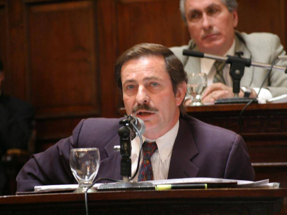 Niven: �Los dem�cratas no somos levanta manos�