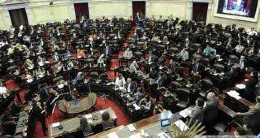 Con el apoyo de Manzur, avanza el presupuesto en Diputados