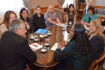 UNICEF OBSERVA LA SITUACI�N DE LA INFANCIA JUJE�A