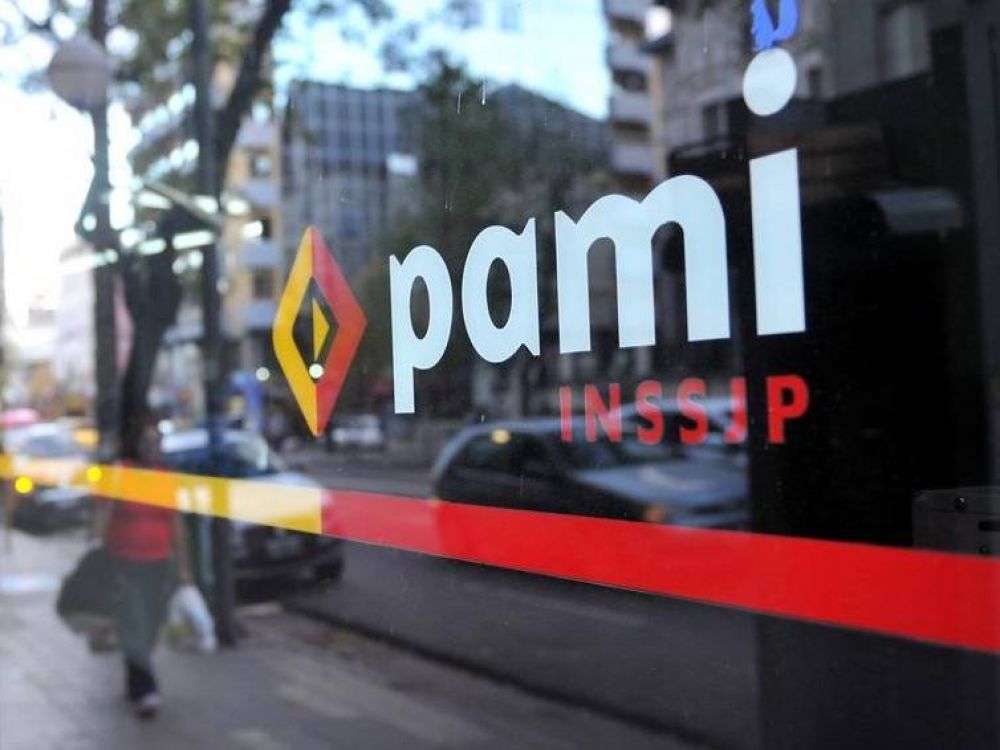 Lo adelant este medio: Mdicos de cabecera de PAMI La Plata suspenden la atencin por falta de pago