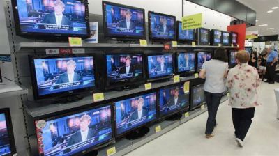 Eval�an ampliar la reducci�n de aranceles a la importaci�n de televisores, celulares y otros productos electr�nicos