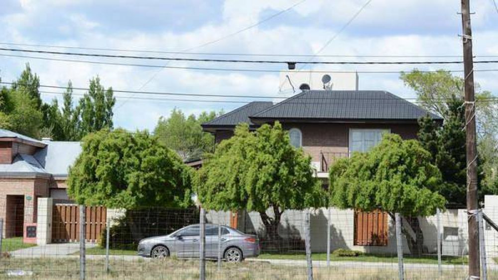 Despus de dos horas, termin la tasacin de la casa de Cristina Kirchner en Ro Gallegos