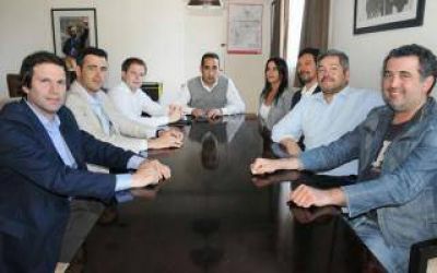 Campbell y Tagliaferro se reunieron con concejales de Ituzaing�