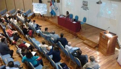 C�rdoba debate pol�ticas para la ciudad