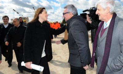 �Cenz�n renuncia, Vidal promete, pero a San Fernando no llegan ni siquiera anuncios��