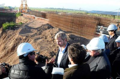 Alegr�as que duran poco, buscando a Viglione y la Aduana ser� noticia