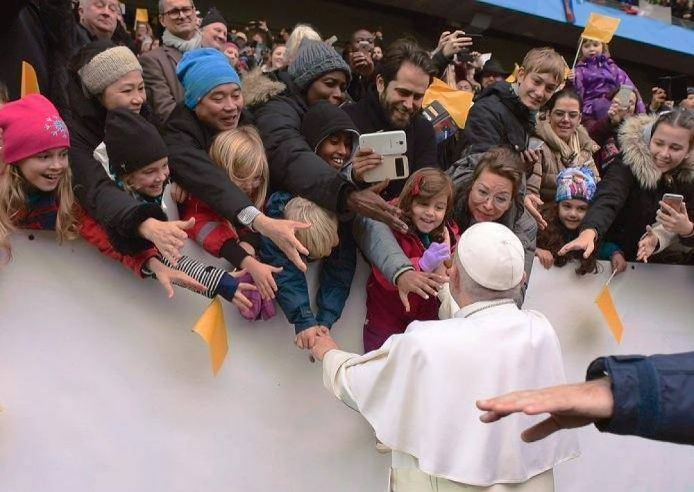 El Papa en Suecia seala que la felicidad caracteriza a los santos