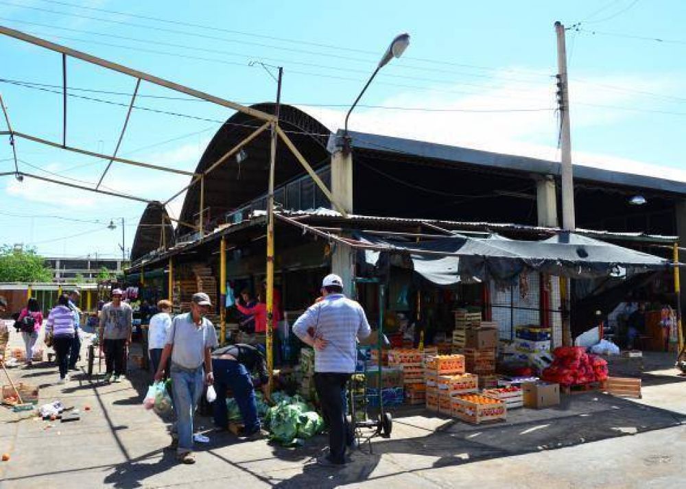 Analizan reformar y mudar parte de la feria de Capital