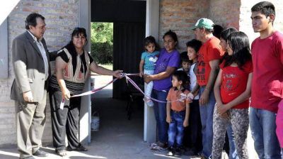 Entregaron viviendas sociales en Vilmer y Beltr�n