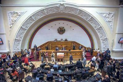 Afloja la tensi�n pol�tica en Venezuela
