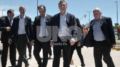 Macri confirm� una licitaci�n para el puente Santa Fe-Santo Tom� y destac� avances en el de Santa Fe-Paran�