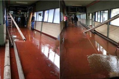 M�dicos abrazan hospital de La Matanza y reclaman obras a la Provincia